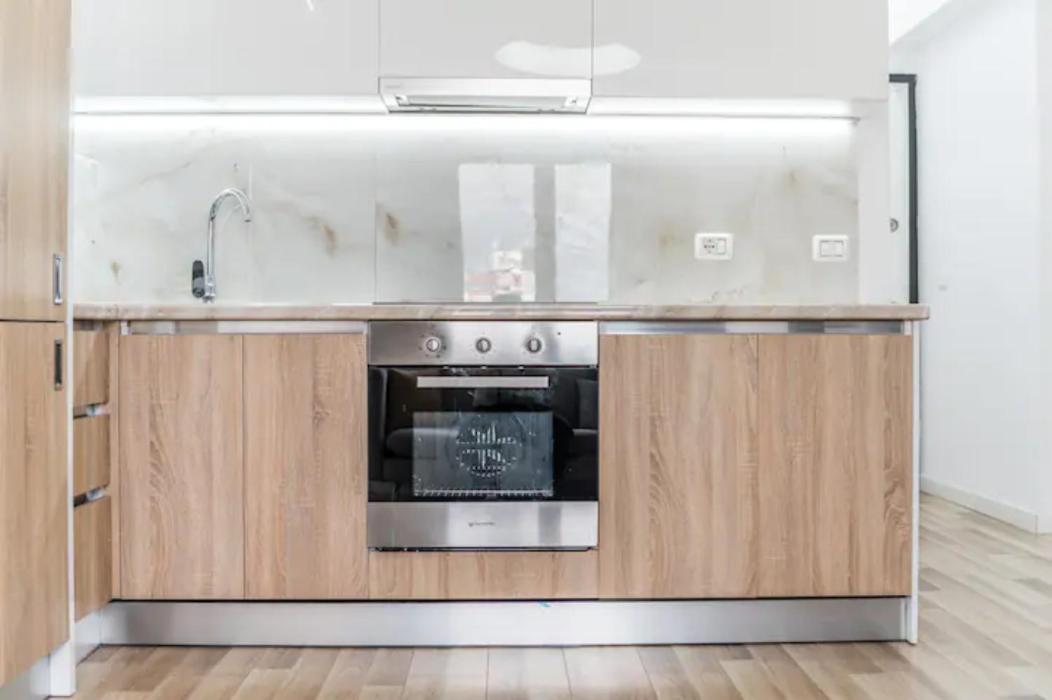 Miku Apartment-incredible City View 2bd At Myslym Shyri Apartment *